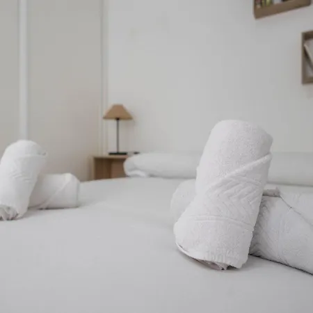 Cozy Mesa Y López House&courtyard 5min Walking To Canteras Las Palmas de Gran Canaria