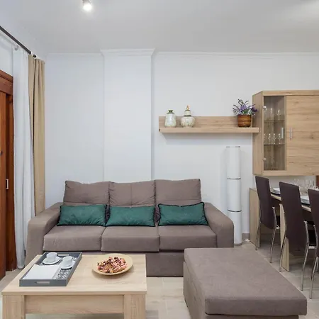 Cozy Mesa Y López House&courtyard 5min Walking To Canteras Apartamento