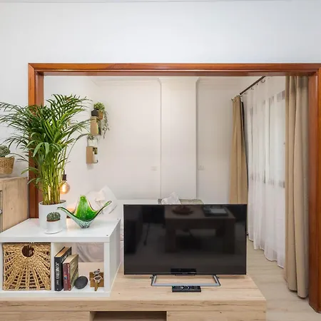 Apartman Cozy Mesa Y Lopez House&courtyard 5min Walking To Canteras